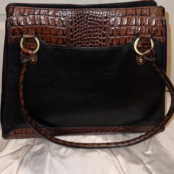 Authentic Brahmin shoulder handbag in excellent condition. - Picture 2 of 6